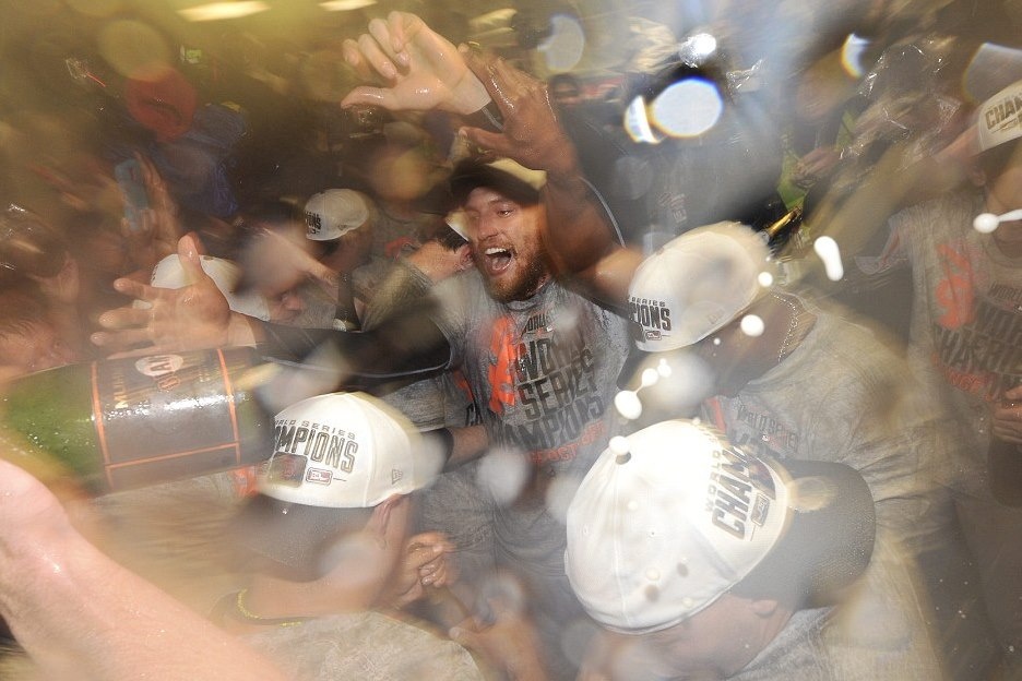 Πυροβολισμοί και μαχαιρώματα σε πανηγυρισμούς του … μπέιζμπολ (video+photos)