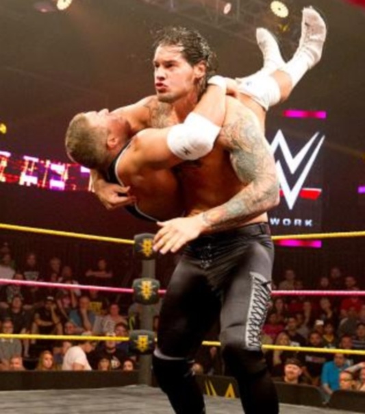 NXT: Πέρασε το τεστ ο Sami Zayn (photos+videos)