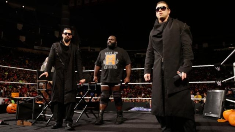 SmackDown: Αποκριάτικο επεισόδιο με τρέλες του Ambrose (photos+videos)