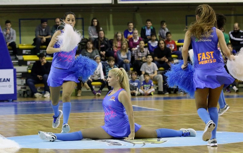 Ρέθυμνο: Τα εύσημα στις Dolphin Breaths (photos)
