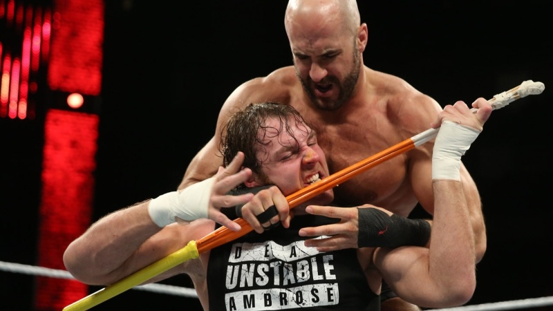 SmackDown: Αποκριάτικο επεισόδιο με τρέλες του Ambrose (photos+videos)