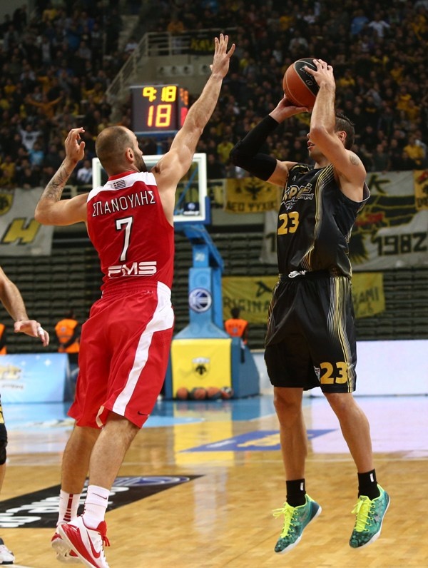 Basket League ΣΚΡΑΤΣ: ΑΕΚ - Ολυμπιακός 62-81 (photos)