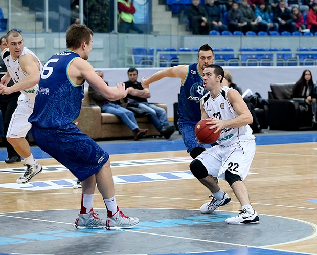 Αστάνα: Δεν έφτασε ο Καλάθης (photos+video)