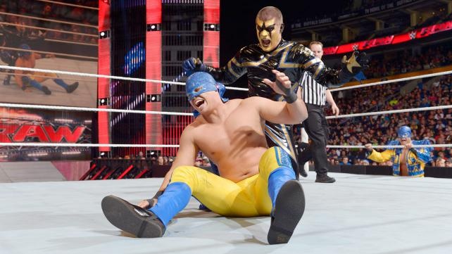Raw: Επέστρεψε ο Vince McMahon (photos+videos)