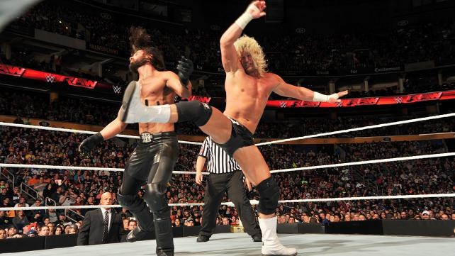 Raw: Επέστρεψε ο Vince McMahon (photos+videos)