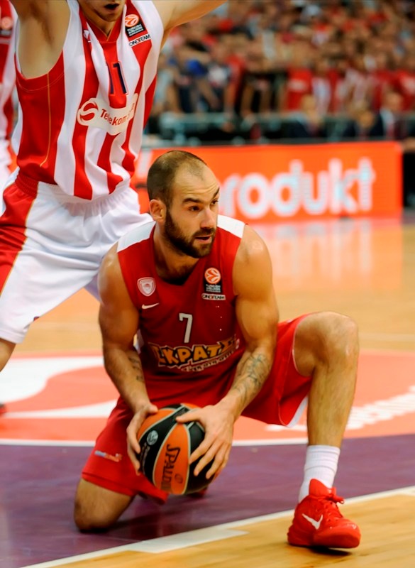 Ευρωλίγκα: Ερυθρός Αστέρας - Ολυμπιακός 57-62 (videos+photos)