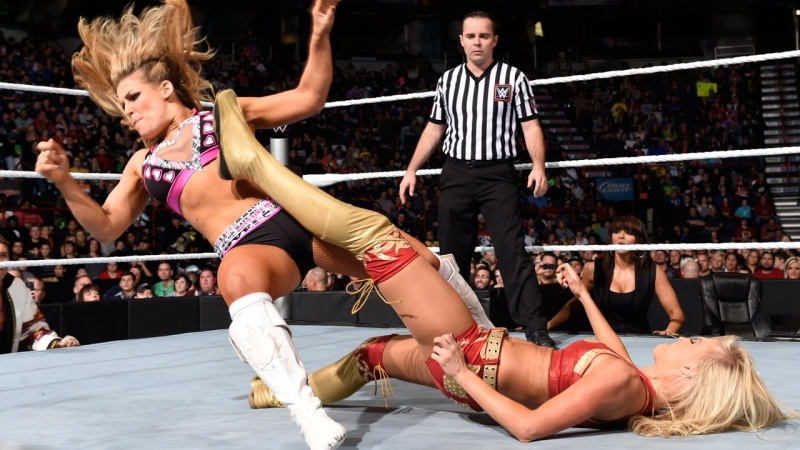 SmackDown: Κλουβιά και δικαίωση Ziggler (photos+videos)