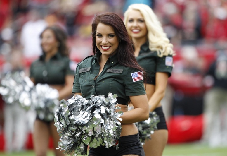 NFL: Οι Cheerleaders της δέκατης αγωνιστικής (photos)