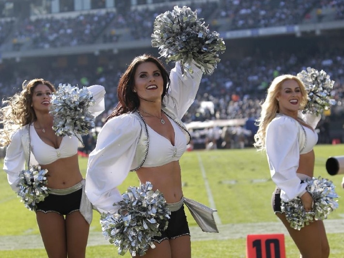 NFL: Οι Cheerleaders της δέκατης αγωνιστικής (photos)
