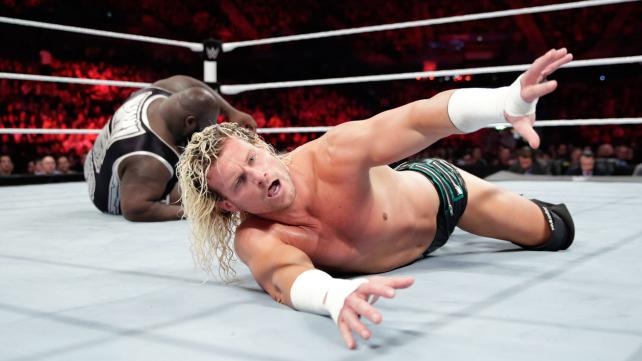 Raw: Εσωτερικά προβλήματα για Authority (photos+videos)