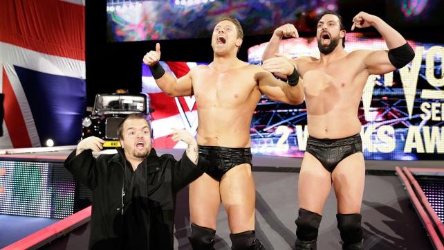 Raw: Εσωτερικά προβλήματα για Authority (photos+videos)