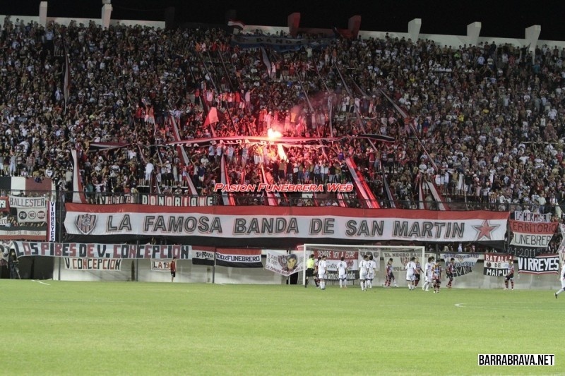 Barras Bravas: Η «μαφία» που σκοτώνει! (videos+photos)
