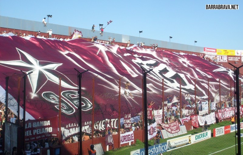 Barras Bravas: Η «μαφία» που σκοτώνει! (videos+photos)