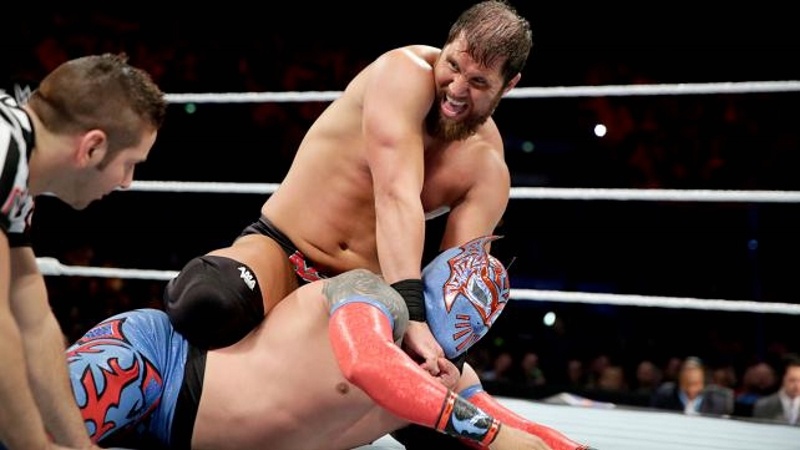 Superstars: Νέα ήττα για Curtis Axel (photos+videos)