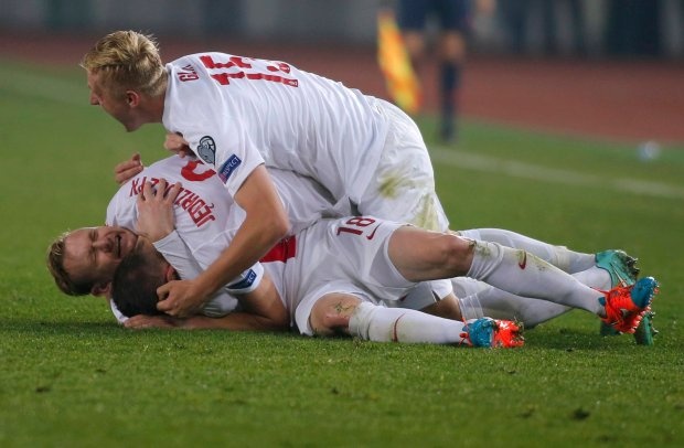 Καρέ  (4-0) στο β’ μέρος η Πολωνία  (video+photos)