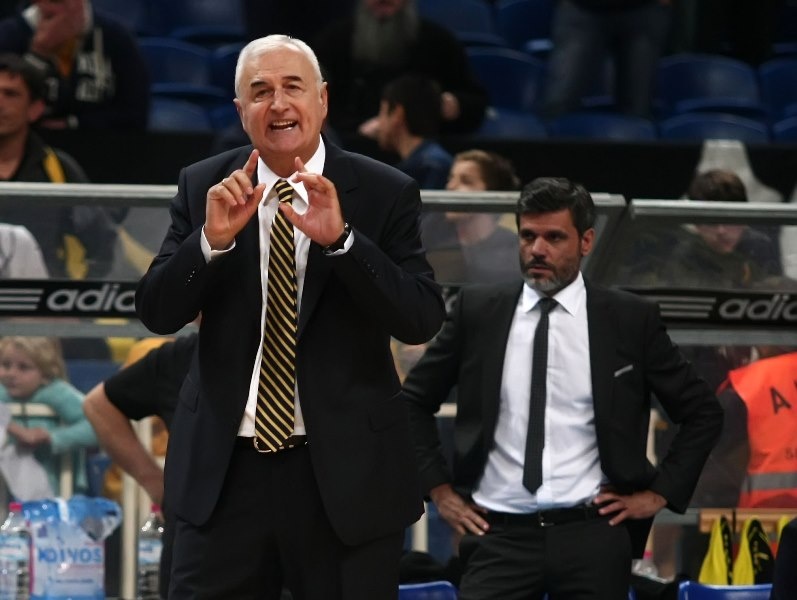 ΑΕΚ: Έκλεισε η φωνή του Σάκοτα! (photos)