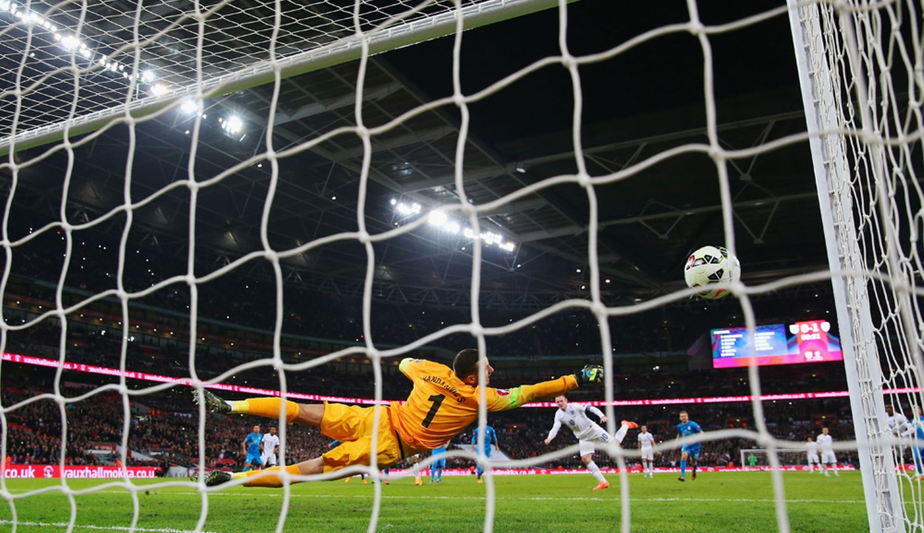 Οικογενειακή γιορτή και περηφάνια για τους Ρούνεϊ (video+photos)