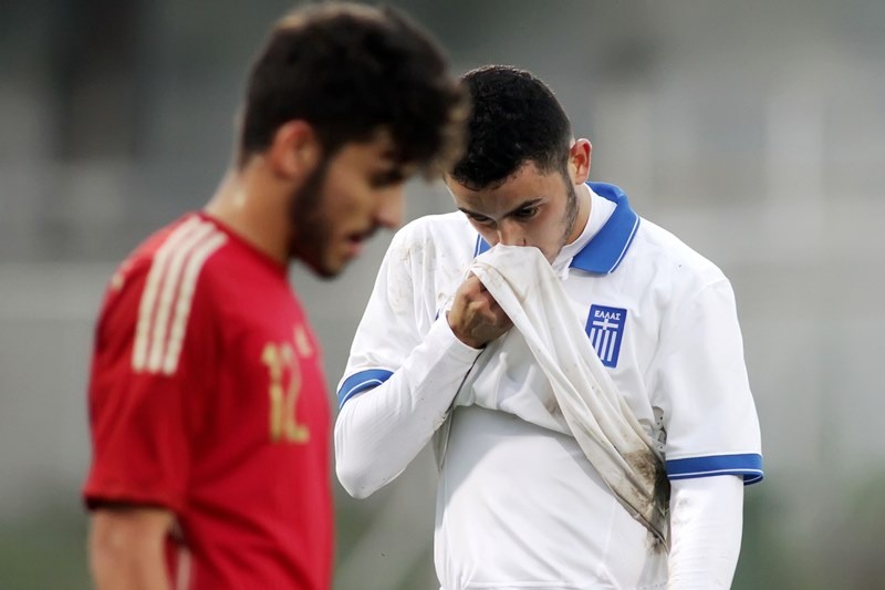 Ήττα για τη Νέων, 3-2 από Ισπανία (photos)