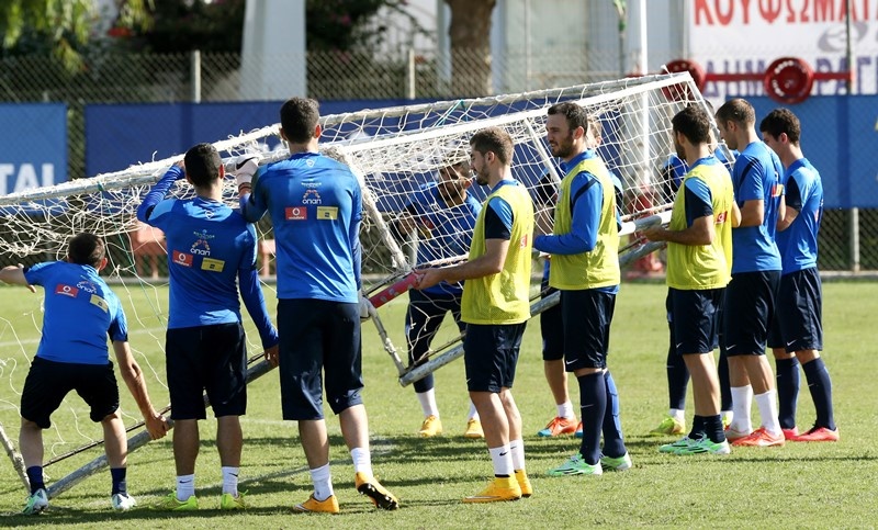 Ελλάδα: Θλάση ο Καρέλης! (photos)