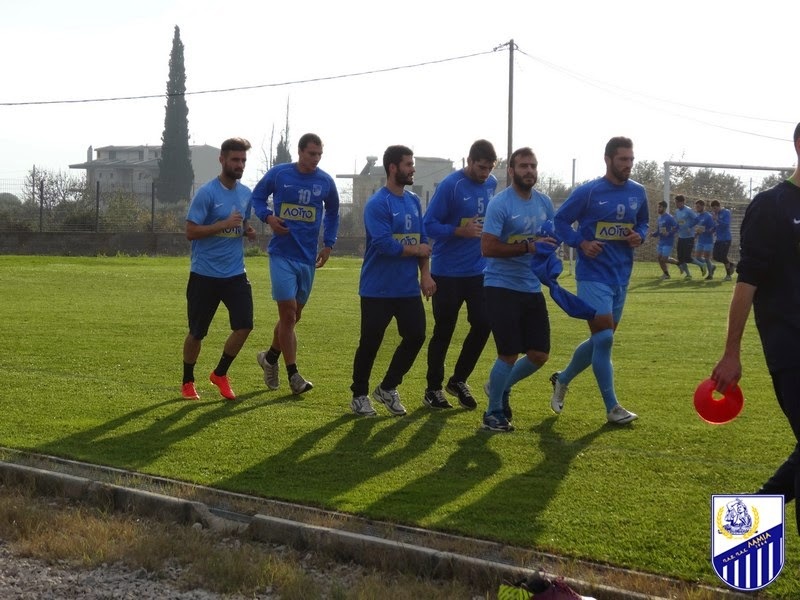 Λαμία: Χωρίς απουσίες αλλά με τούρτα (photos)