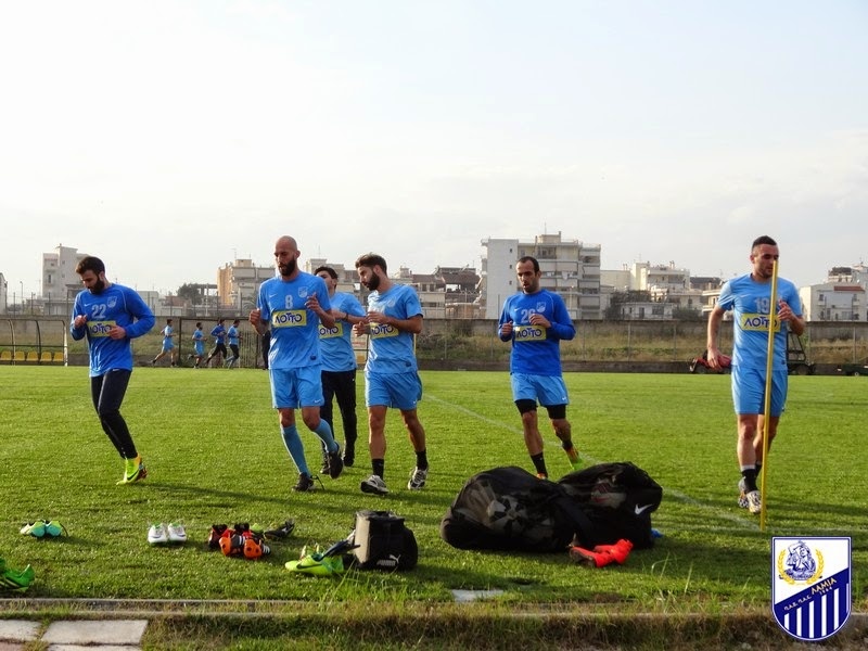 Λαμία: Χωρίς απουσίες αλλά με τούρτα (photos)