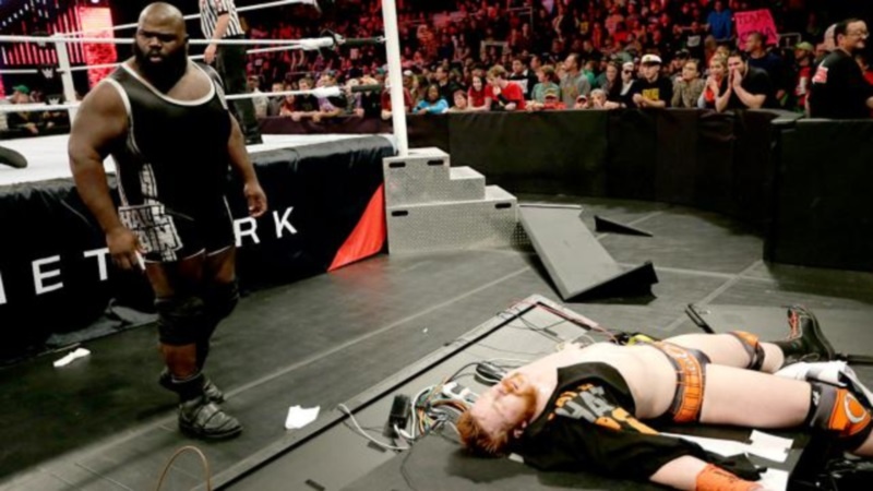 Raw: Γεύση… Wyatt Family στο Survivor Series (photos+videos)
