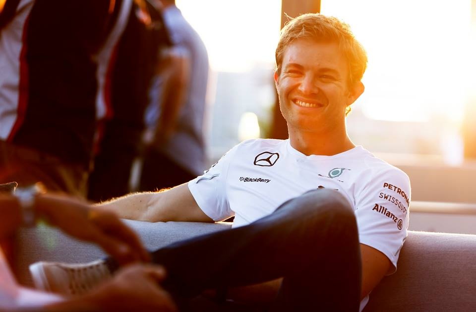 Άμπου Ντάμπι: Προς το παρόν... Χάμιλτον (photos)