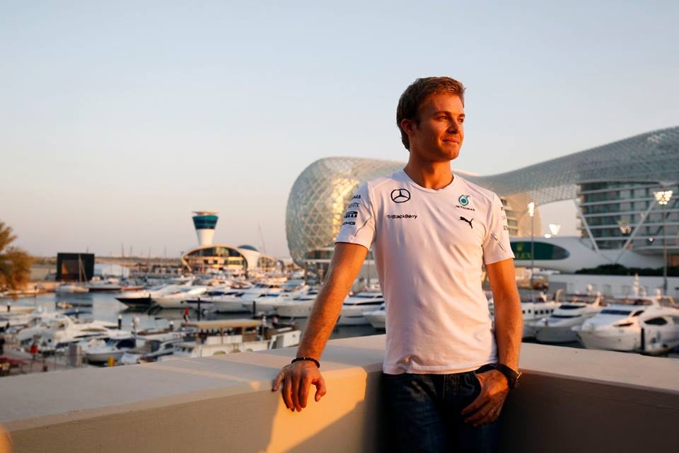 Άμπου Ντάμπι: Προς το παρόν... Χάμιλτον (photos)