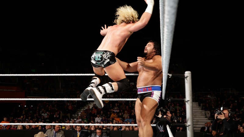 SmackDown: Τελευταία προειδοποίηση του HHH (photos+videos)