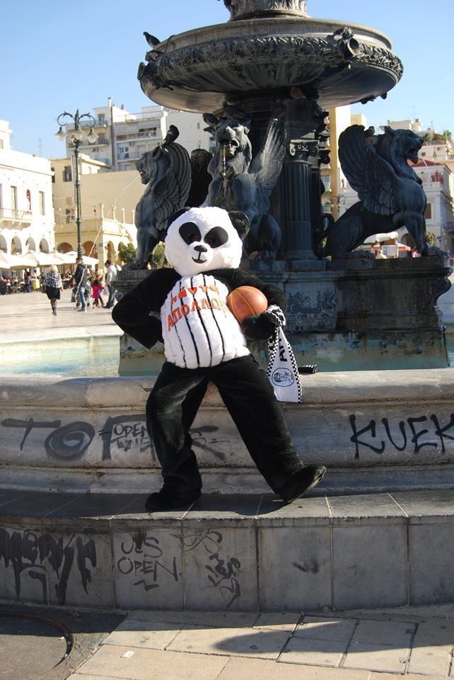 Απόλλωνας Πατρών: Νέα βόλτα η μασκότ (photos)