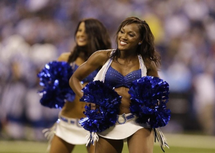 NFL: Ετοιμάζονται για… Ευχαριστίες οι Cheerleaders (photos)