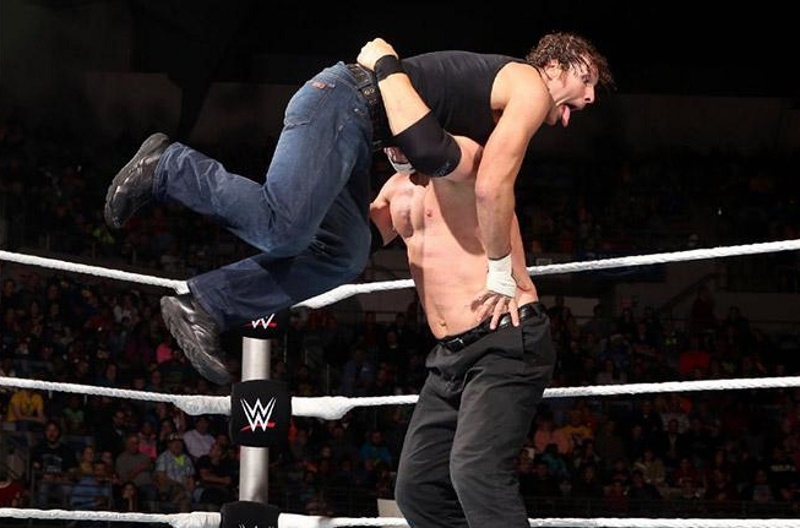 Main Event: «Καθάρισε» ο Dean Ambrose (photos+videos)