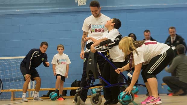 Συγκλονίζει ο πραγματικός τζέντλεμαν  Ίνγκς (video)