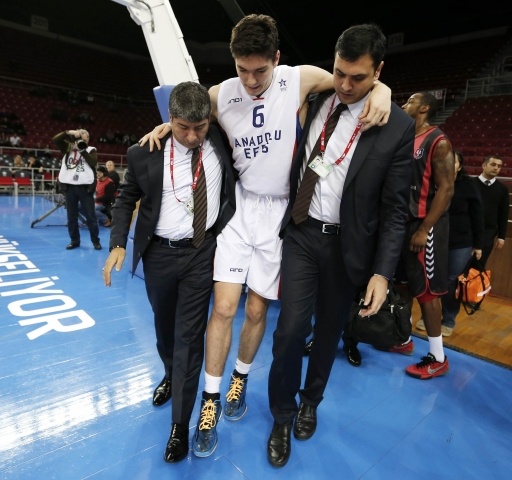 Αναντολού Εφές: Τραυματίστηκε ο Οσμάν (photos)