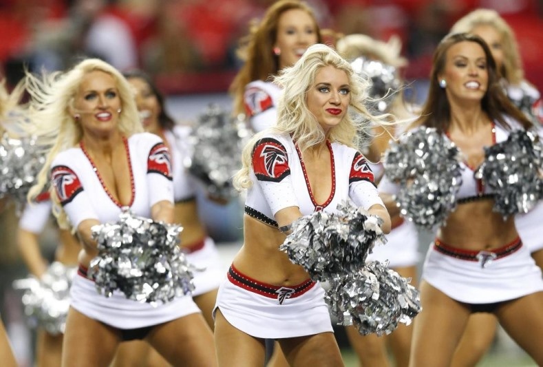 NFL: Τελευταίες παραστάσεις για Cheerleaders (photos)