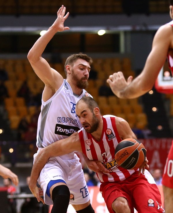 Ολυμπιακός: Πέρασε Λάκοβιτς ο Σπανούλης (photos)