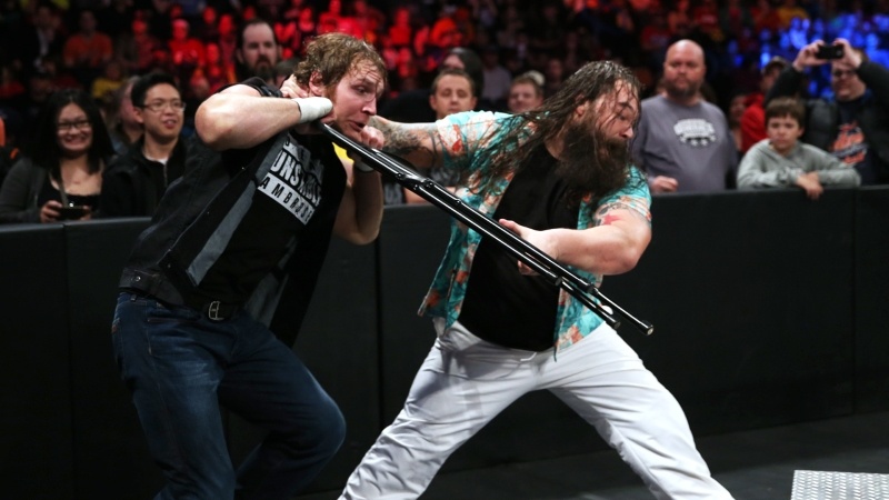 SmackDown: «Πινελιές» από Santino Marella (photos+videos)