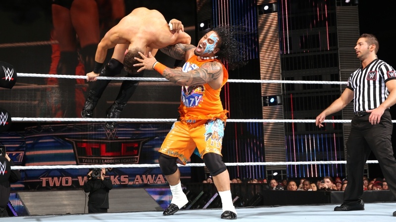 SmackDown: «Πινελιές» από Santino Marella (photos+videos)