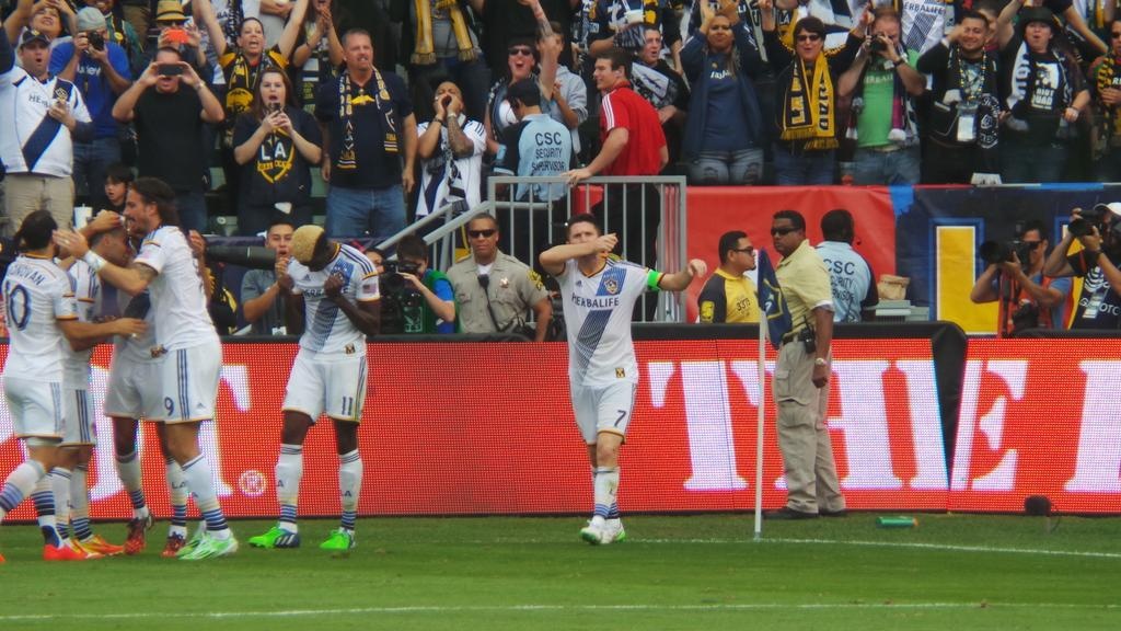 MLS: Πρωταθλητές οι Γκάλαξι, έκτος τίτλος για Ντόνοβαν (videos+photos)