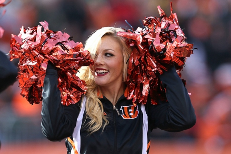 NFL: Κρύο για τις «βόρειες» Cheerleaders (photo)
