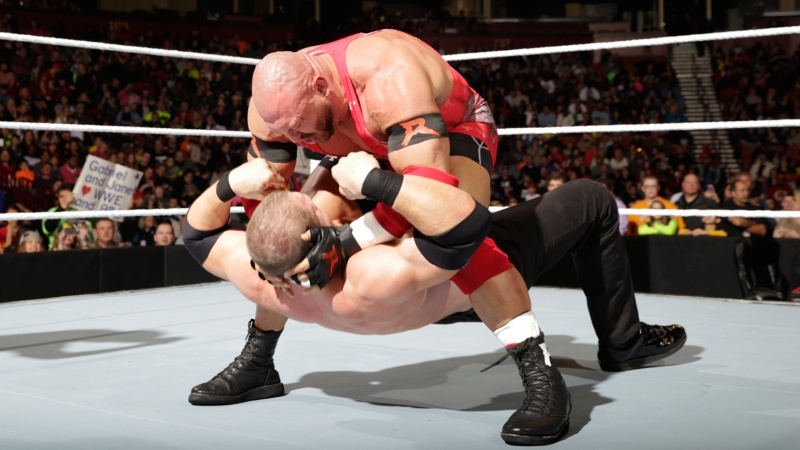 Raw: Slammys και TLC (videos+photos)