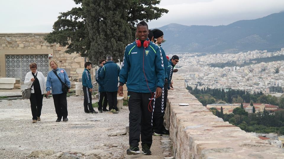 Στον Ιερό Βράχο της Ακρόπολης  η Εστορίλ (photos)