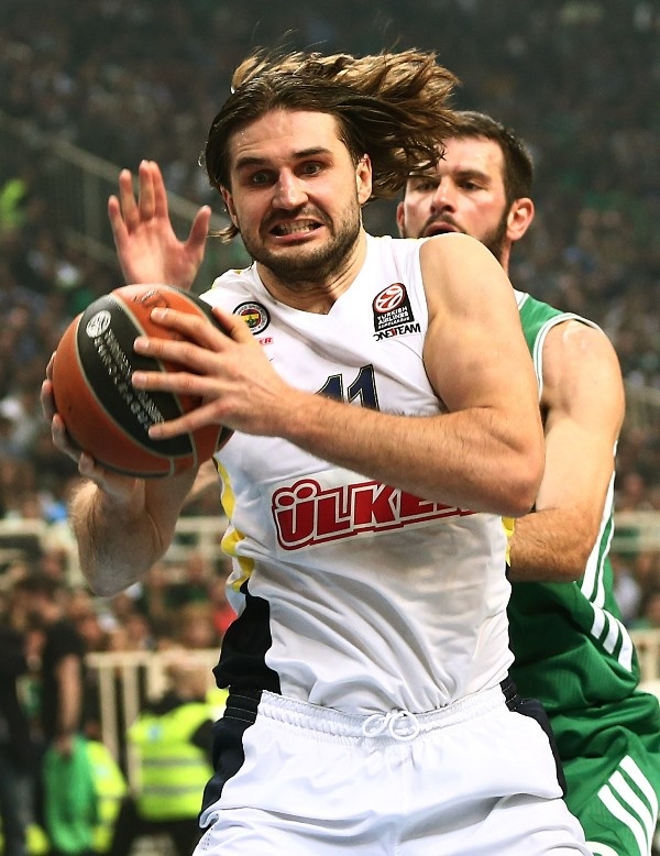Κλέιζα στο Onsports: «Δεν εκπλήσσομαι με τον… κορυφαίο Παναθηναϊκό» (photos+videos)