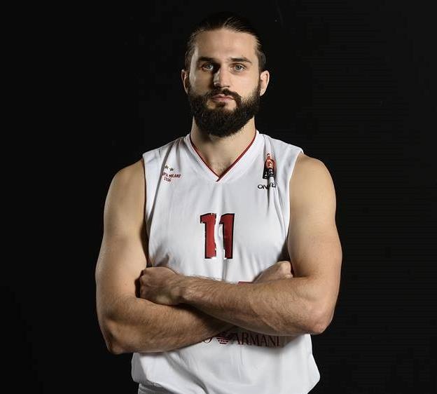 Κλέιζα στο Onsports: «Δεν εκπλήσσομαι με τον… κορυφαίο Παναθηναϊκό» (photos+videos)
