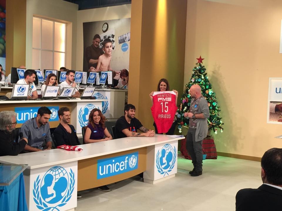 Ολυμπιακός: Η εκπροσώπηση στη Unicef (video+photos)