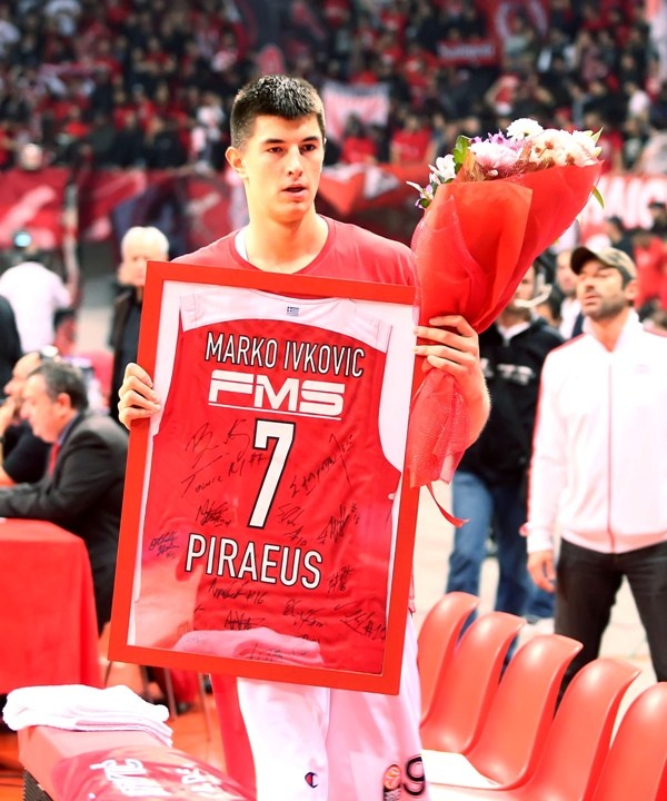 Ολυμπιακός: Δεν ξέχασαν το Μάρκο Ίβκοβιτς (video+photos)
