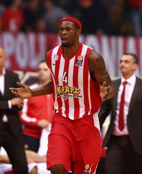 Ολυμπιακός: Το τρίποντο του Πέτγουεϊ (video+photos)