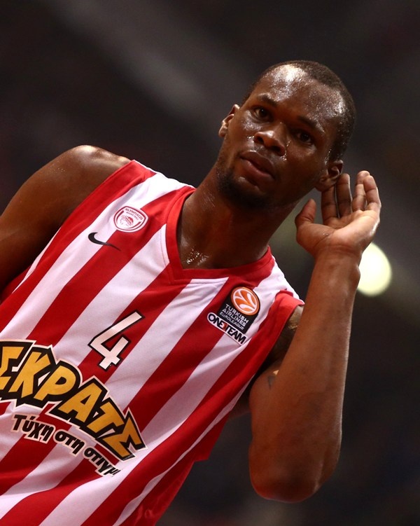 Ολυμπιακός: Το τρίποντο του Πέτγουεϊ (video+photos)