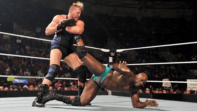 SmackDown: Χάος ενόψει TLC (photos+videos)