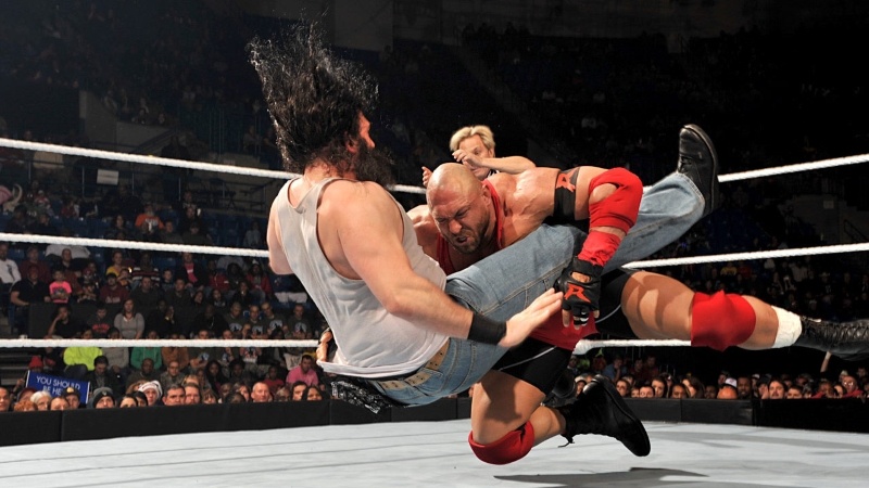 SmackDown: Χάος ενόψει TLC (photos+videos)